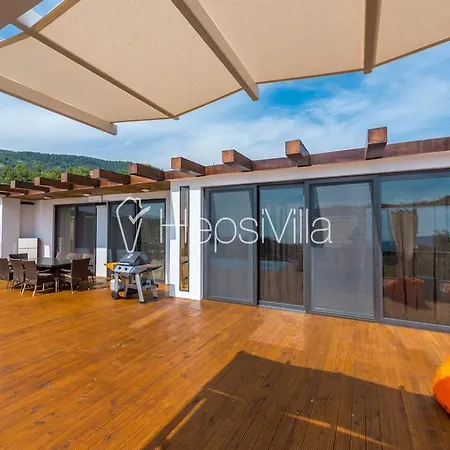 Villa Aria